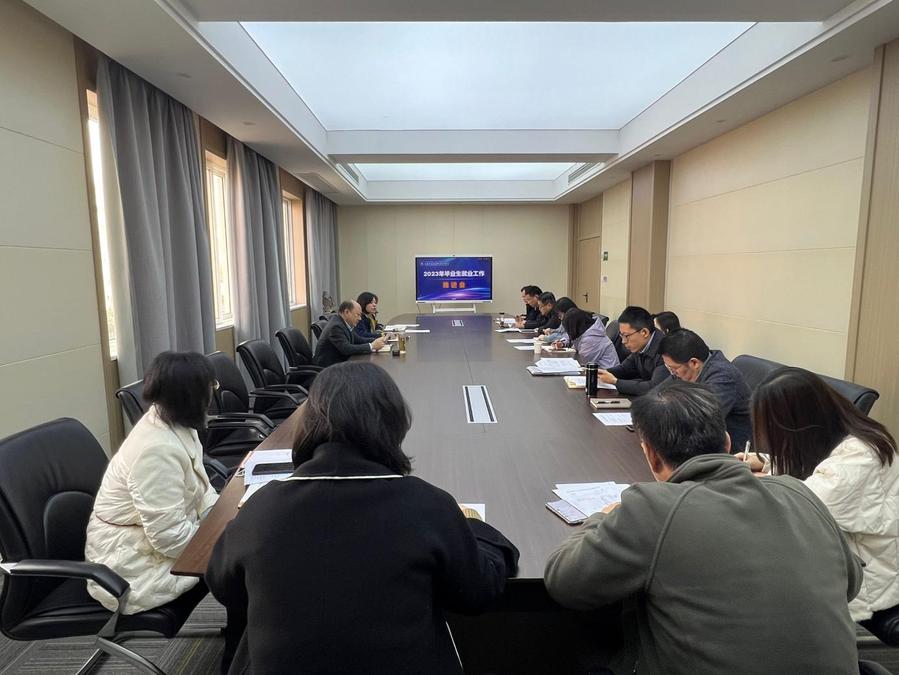 dacb3ebd-8a6e-43ce-aa65-1d6b411de582.jpg